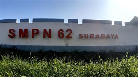 Siswa Smp Negeri 62 Surabaya Terima Kaos Dan Desain Kaos Perpisahan Kelas 6 - Desain Kaos Perpisahan Kelas 6
