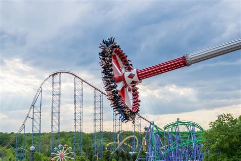 six flags virginia