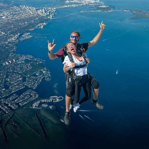 skydiving in la california