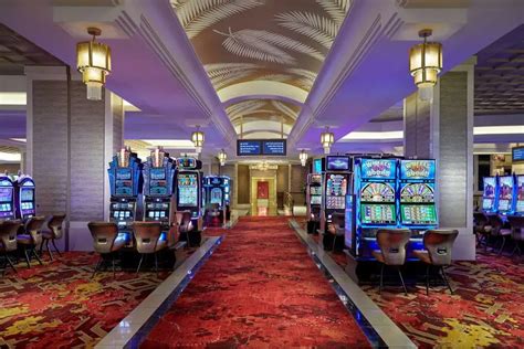 th?q=slots%20vacations