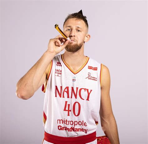 2h bet: Apostas Desportivas Online com Garantia de Segurança Financeira para Todos os Jogadores - Foto 2