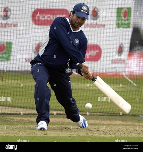 small biography on sachin tendulkar nets