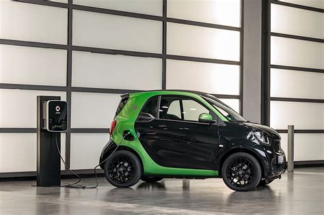 smart fortwo ev specs