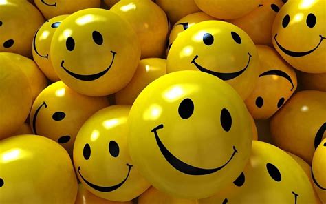 Smiley Faces Wallpaper