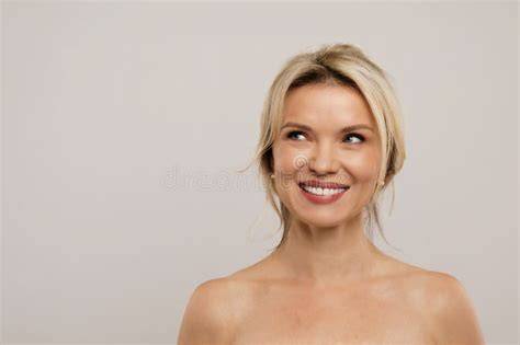 smiling nude
