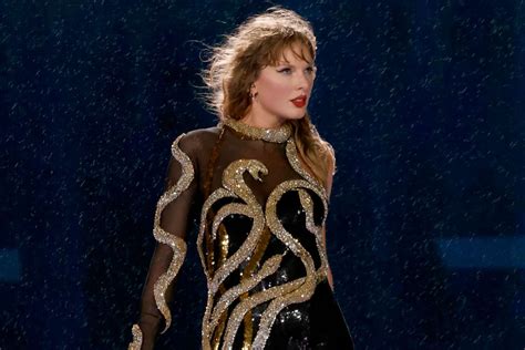 Snake Taylor Swift