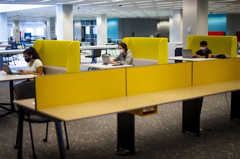Snell Library Neu
