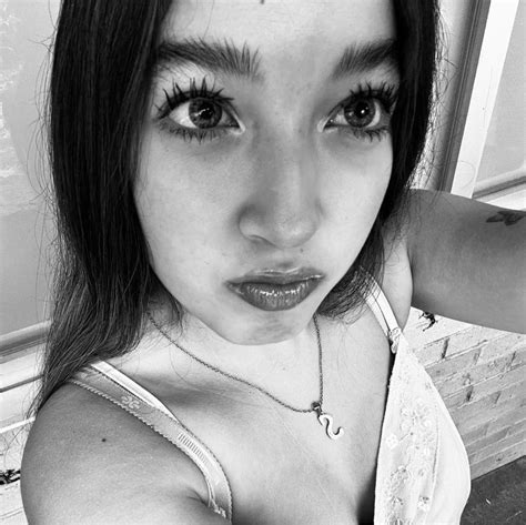 sofia flores nude