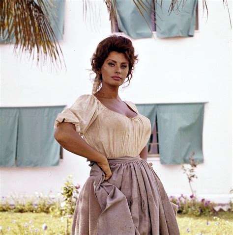 Sofia Loren Young