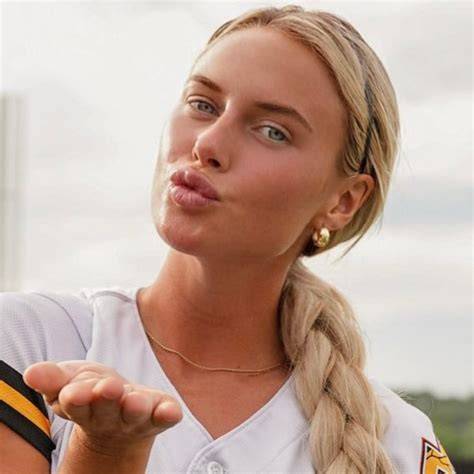 softball players nude