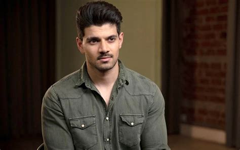 sooraj pancholi actor biography samples