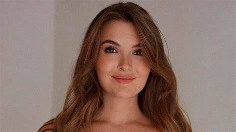 sophia beverly nude