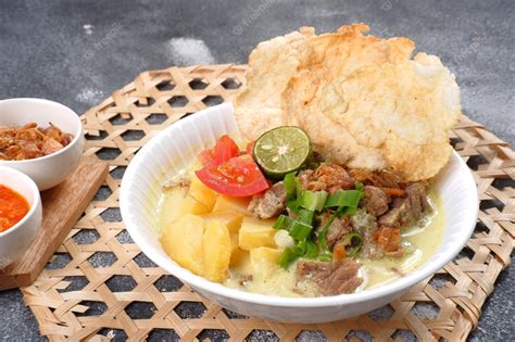 SOTO BETAWI：Resep Soto Betawi Mudah dan Lezat, Cara Cepat Masak Di Rumah