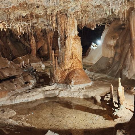 space caverns texas