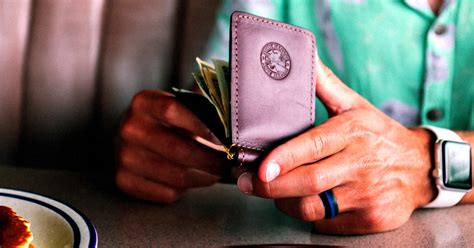 spender artinya | From Playing Around To A Penguin Classic