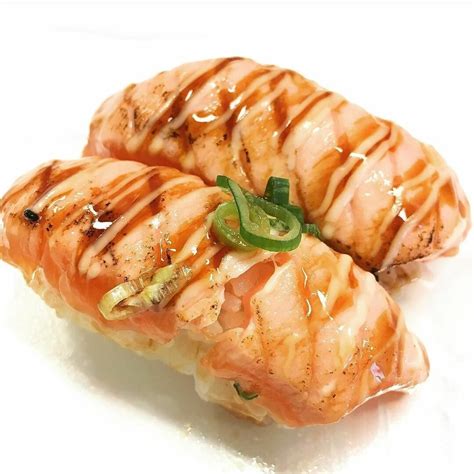 spicy salmon aburi