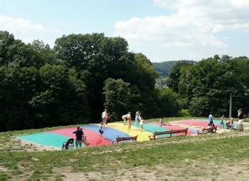 springkussen in de grond