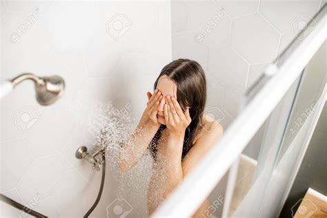 spy shower nude