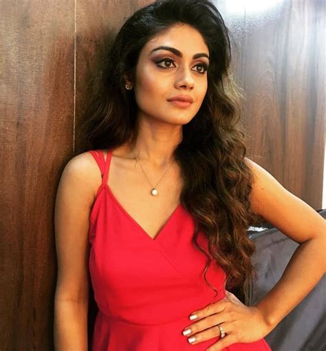 sreejita de biography