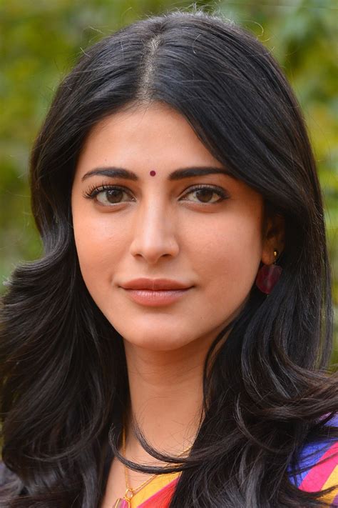 sruthihasan biography