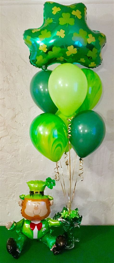 St Patricks Day Balloon Decor