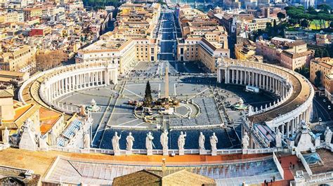 St Peter's Piazza