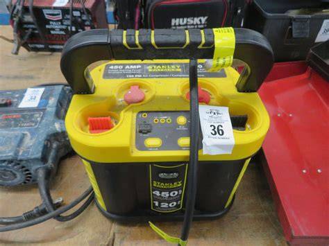 stanley 900 amp car battery jump starter