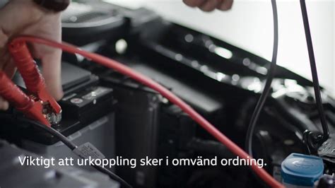 starta upp  fordon  tillsammans med startkablar