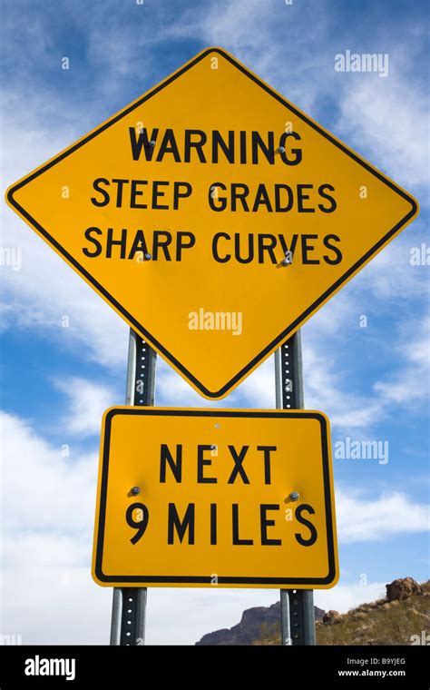 Steep Grade Sign Hi Res Stock Photography And Grade Sign - Grade Sign