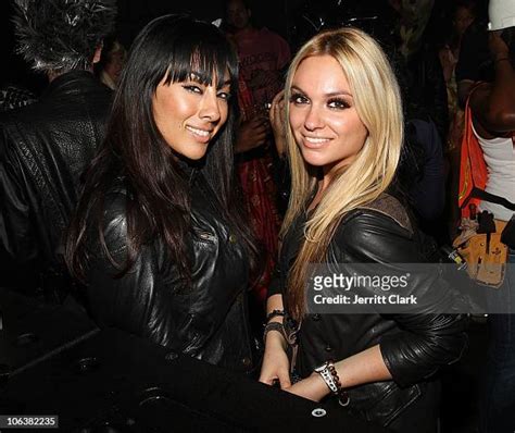 stefi nova biography sample