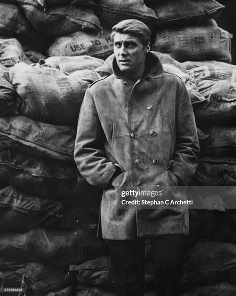 stelio candelli biography examples