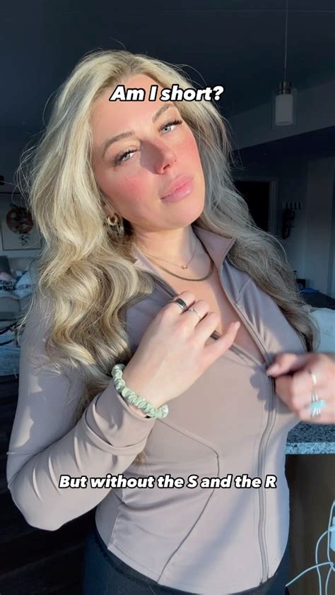 stella bee nude