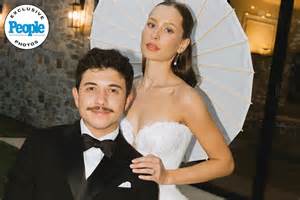 steven perry birthdate