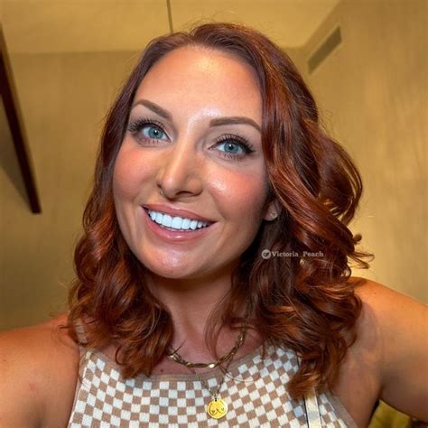 stickiest_peach nude