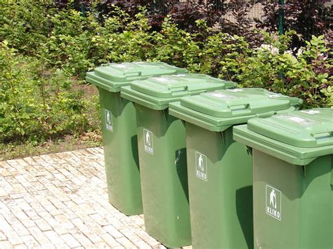 stinkende afvalcontainer