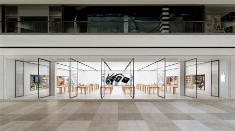 Stoneridge Mall Apple