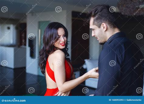 Straight Guy Seduced