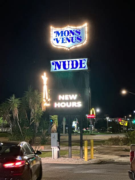 strip public nude
