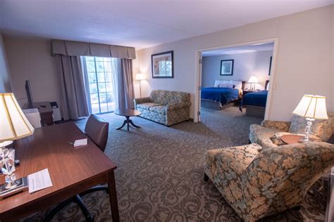 sturbridge chat rooms