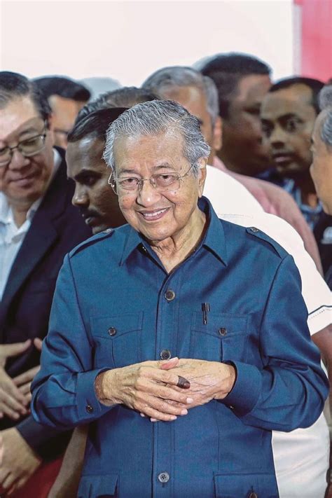 sumbangan dan kejayaan tun dr mahathir