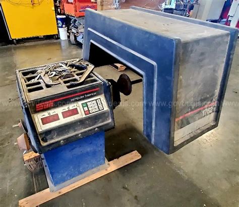 Sun Computer Wheel Balancer Operators Manual