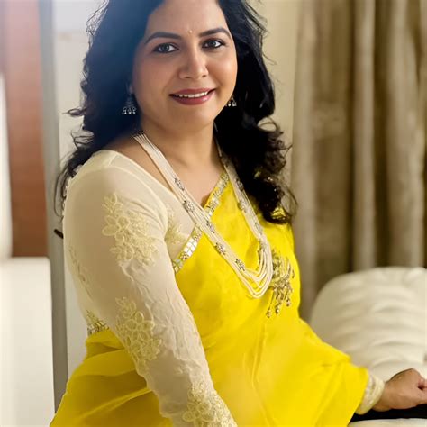 sunitha singer born