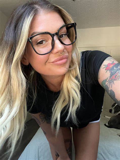 sunnie snow nude