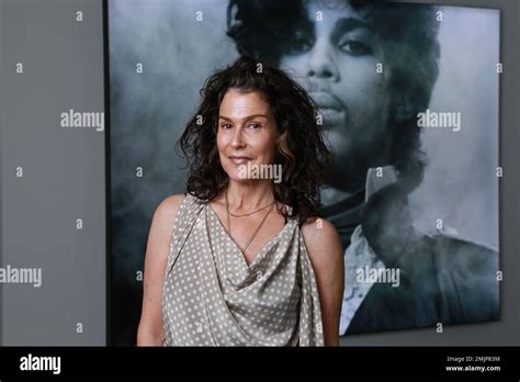 susannah melvoin biography of abraham