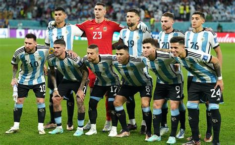 susunan pemain tim nasional sepak bola argentina vs tim nasional sepak bola uruguay