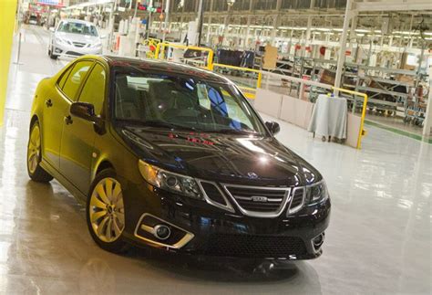 svart eller silver bil