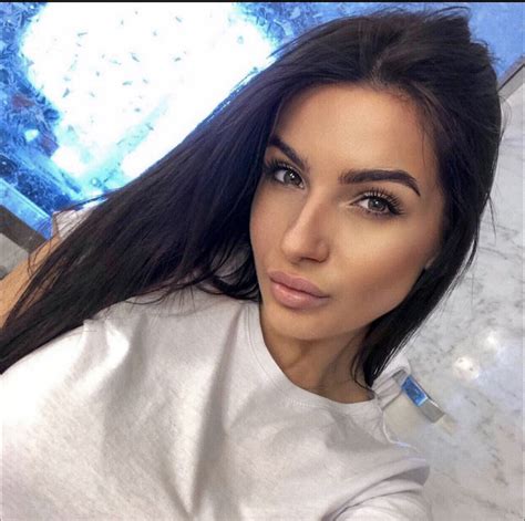 swarowskaya bongacams