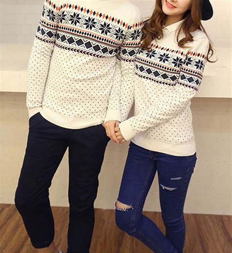sweater couple