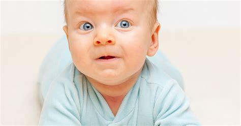 syn 2 månaders bebis