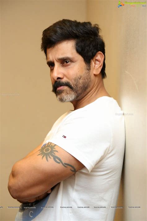 tamil actor vikram hand tattoo